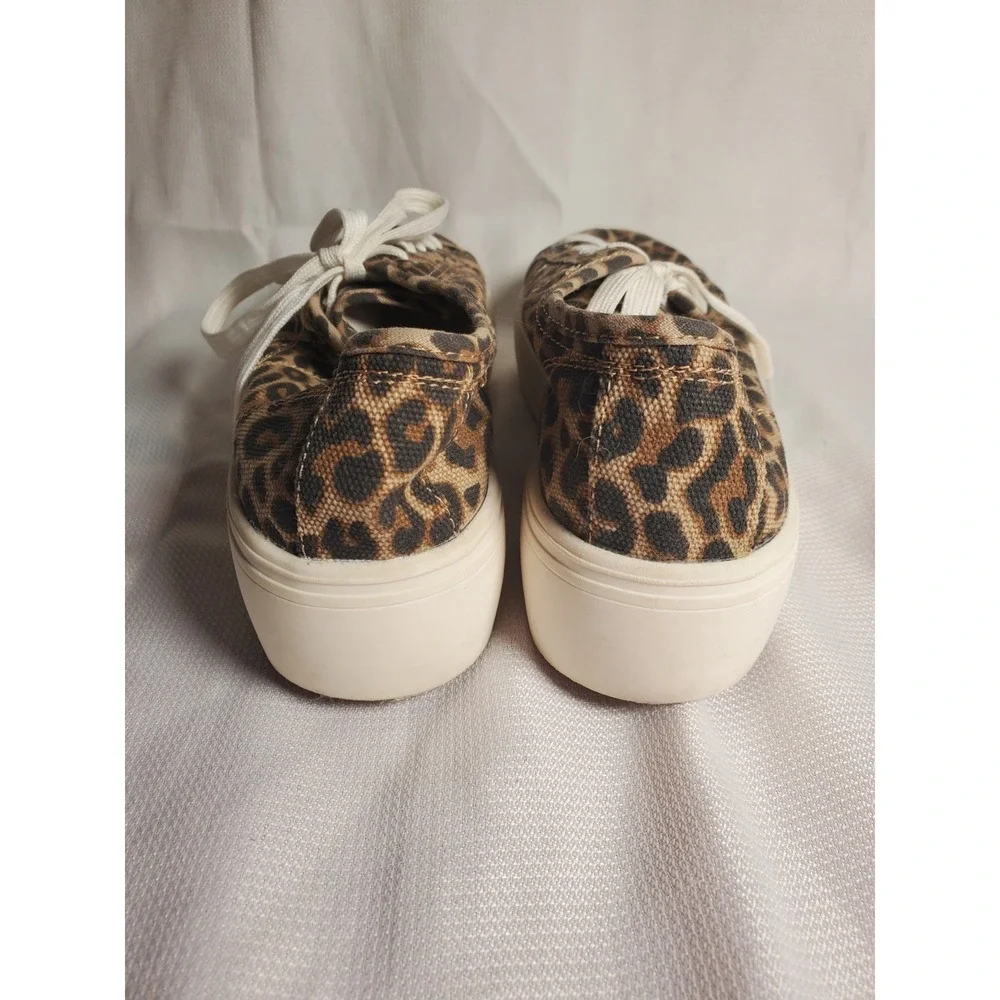 A‎ New Day Women's Leopard Print Lace-Up Canvas Sneakers - Size 9